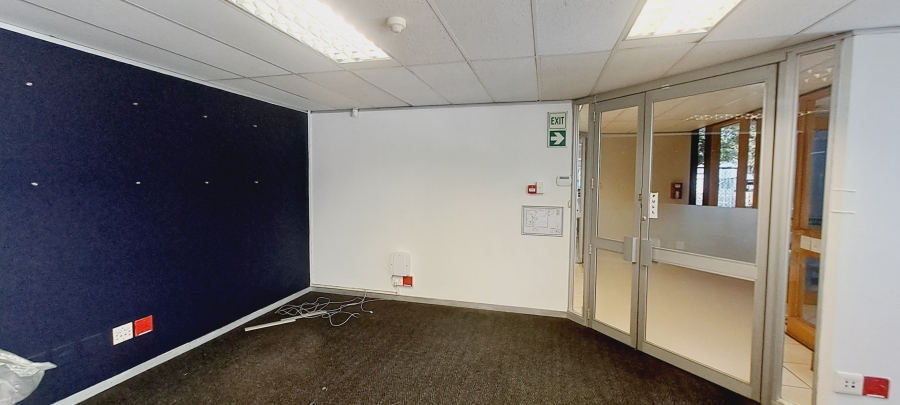 To Let commercial Property for Rent in Bo Oakdale Western Cape
